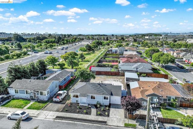 2208 Potrero Ave, Richmond, CA 94804