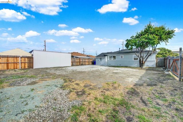 2208 Potrero Ave, Richmond, CA 94804