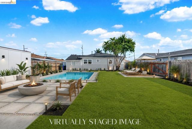 2208 Potrero Ave, Richmond, CA 94804
