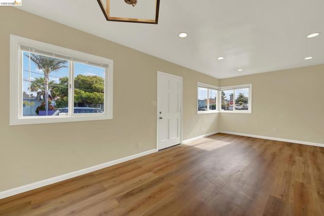 2208 Potrero Ave, Richmond, CA 94804