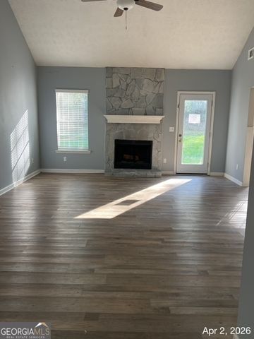 5051 CLIFF TOP Drive, Loganville, GA 30052