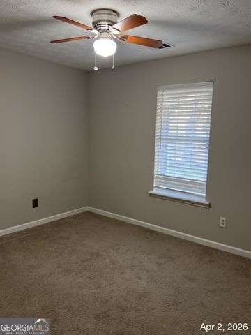 5051 CLIFF TOP Drive, Loganville, GA 30052