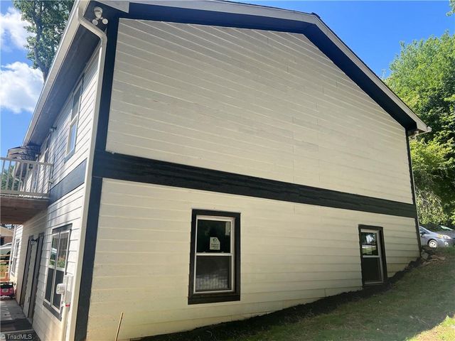 624 Wildwood Drive, North Wilkesboro, NC 28659