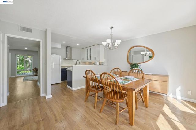 3027 Linda Vis, Alameda, CA 94502