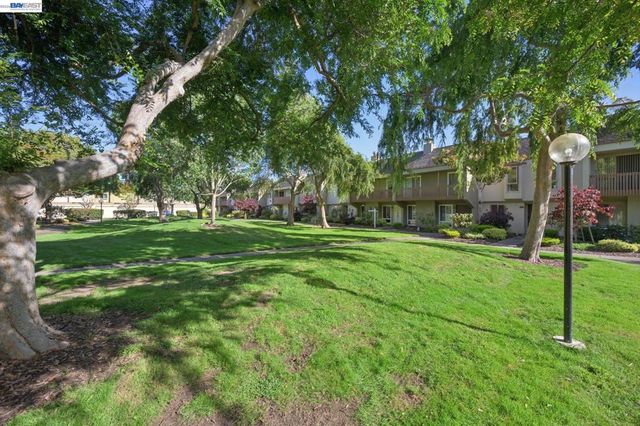 3027 Linda Vis, Alameda, CA 94502