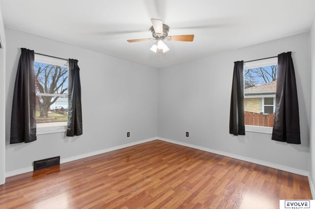 1135 E 2nd Street, Fremont, NE 68025