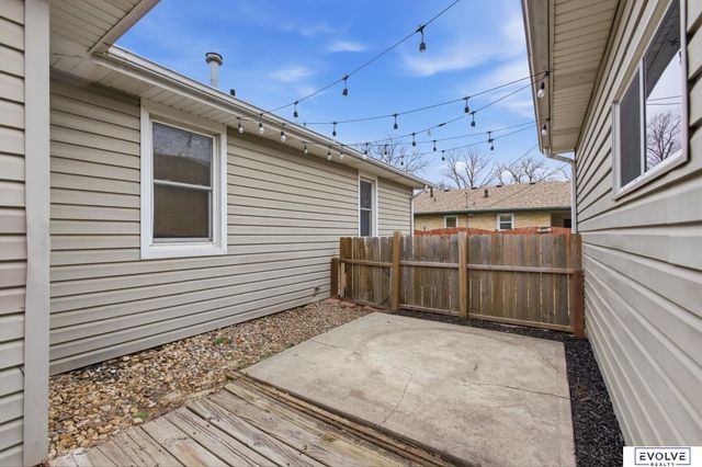 1135 E 2nd Street, Fremont, NE 68025