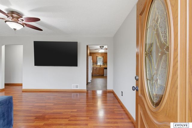 1135 E 2nd Street, Fremont, NE 68025