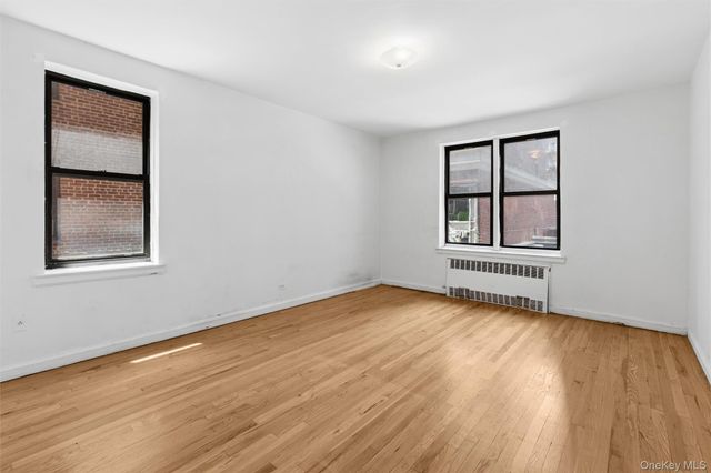 123-35 82nd Road 3N, Kew Gardens, NY 11415