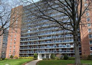 98-05 63rd Road 4k, Rego Park, NY 11374