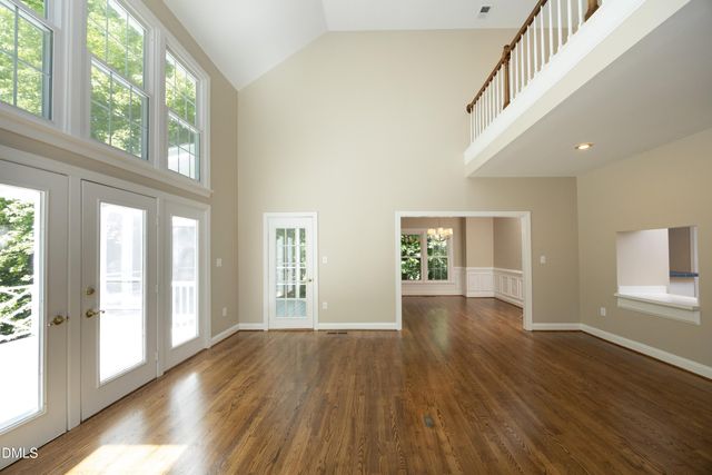 1121 Braswell Creek Point, Holly Springs, NC 27540