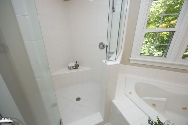 1121 Braswell Creek Point, Holly Springs, NC 27540