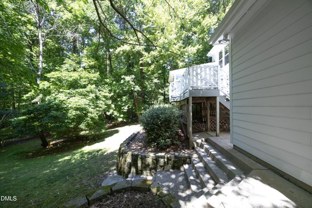 1121 Braswell Creek Point, Holly Springs, NC 27540