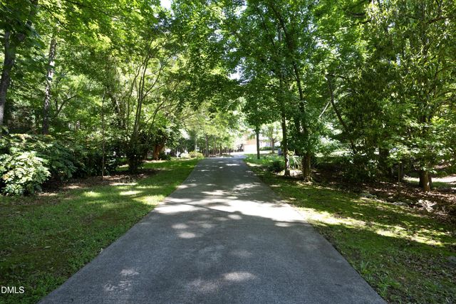 1121 Braswell Creek Point, Holly Springs, NC 27540
