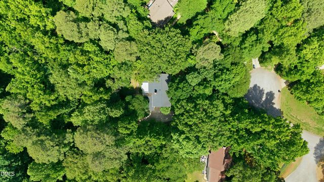 1121 Braswell Creek Point, Holly Springs, NC 27540