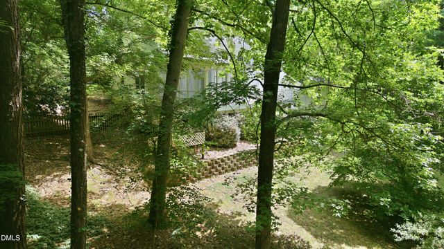 1121 Braswell Creek Point, Holly Springs, NC 27540