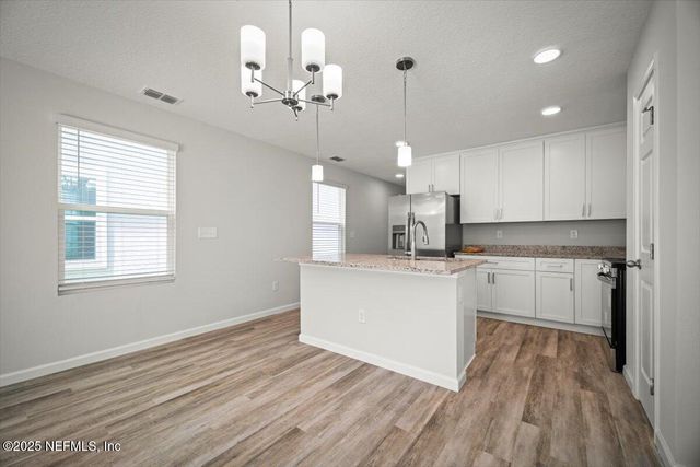 8918 FREE Avenue, Jacksonville, FL 32211