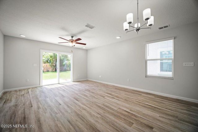 8918 FREE Avenue, Jacksonville, FL 32211
