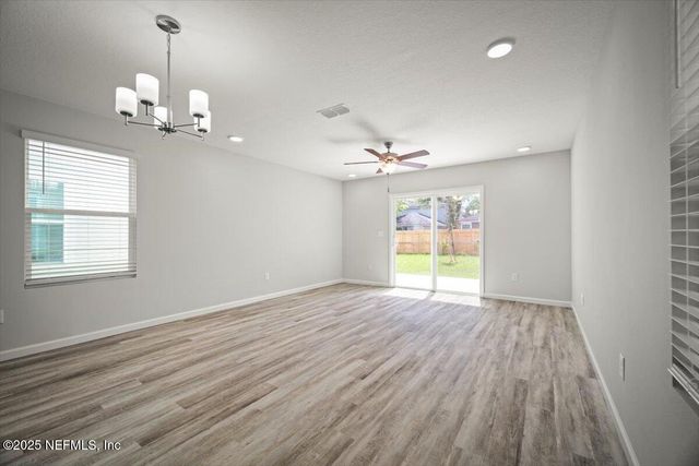 8918 FREE Avenue, Jacksonville, FL 32211