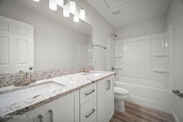 8918 FREE Avenue, Jacksonville, FL 32211