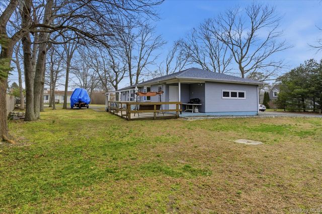 51 Gravel Hill Road, Hampton Bays, NY 11946