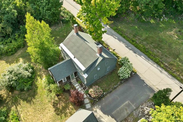 107 Town House Road, New Hampton, NH 03256