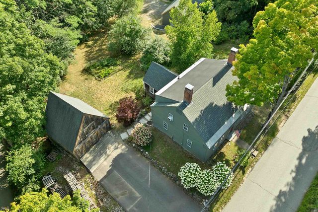 107 Town House Road, New Hampton, NH 03256