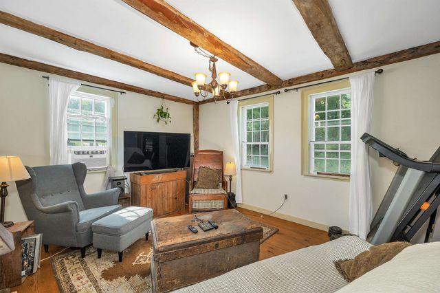 107 Town House Road, New Hampton, NH 03256