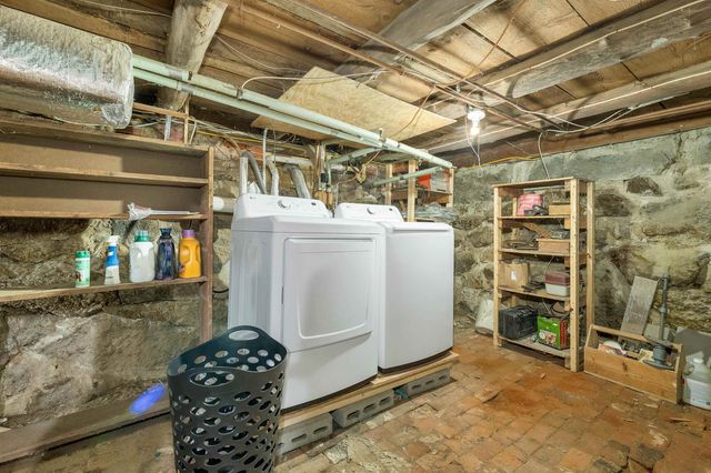107 Town House Road, New Hampton, NH 03256
