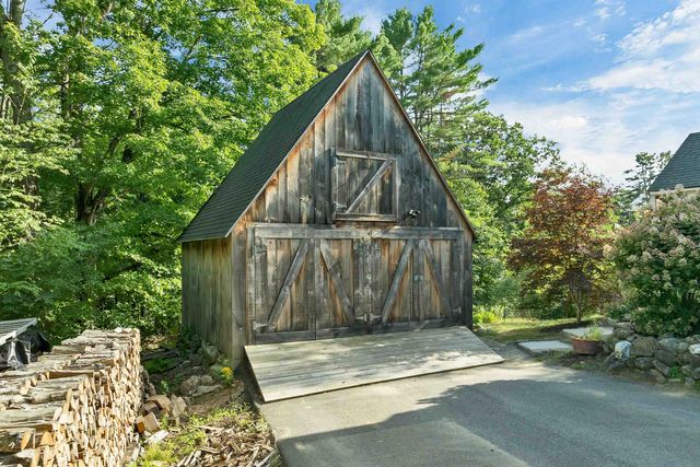 107 Town House Road, New Hampton, NH 03256