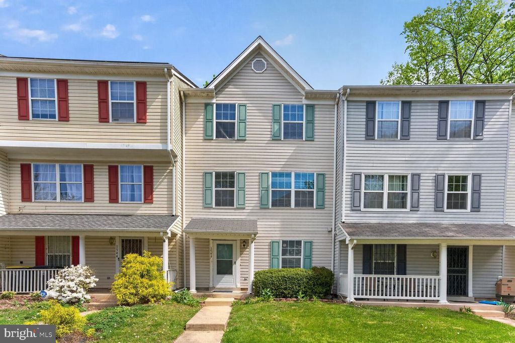 Image 1 of property listing at 1546 DEEP GORGE CT, Oxon Hill, MD 20745