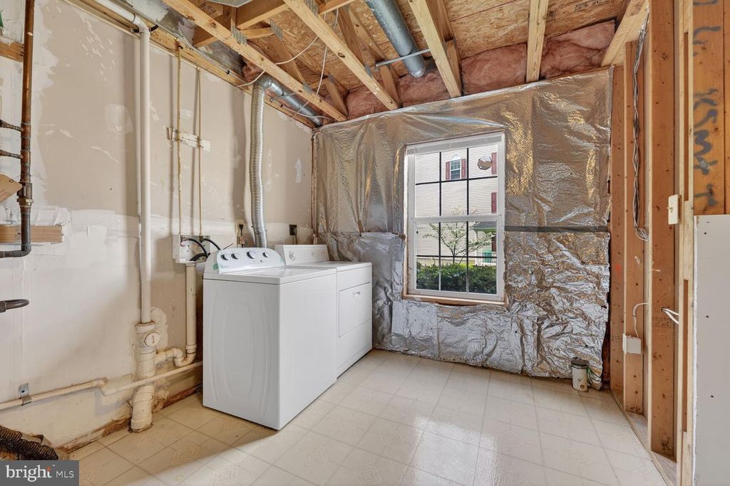 Image 18 of property listing at 1546 DEEP GORGE CT, Oxon Hill, MD 20745