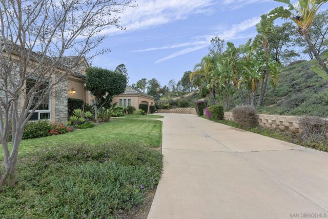 15480 Eastvale Rd, Poway, CA 92064