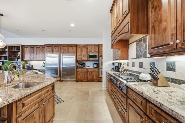 15480 Eastvale Rd, Poway, CA 92064