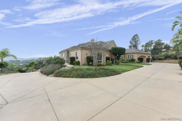 15480 Eastvale Rd, Poway, CA 92064