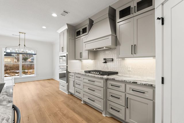 2306 Holly Hill Drive, Conway, AR 72034