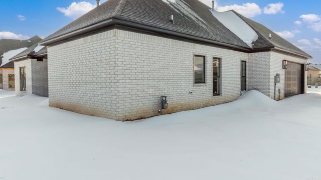 2306 Holly Hill Drive, Conway, AR 72034