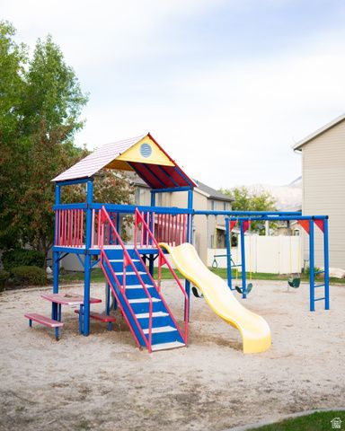 1789 W 5050 S, Roy, UT 84067