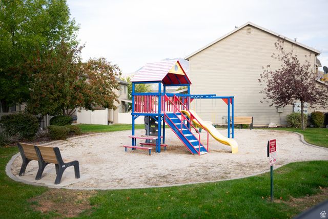 1789 W 5050 S, Roy, UT 84067