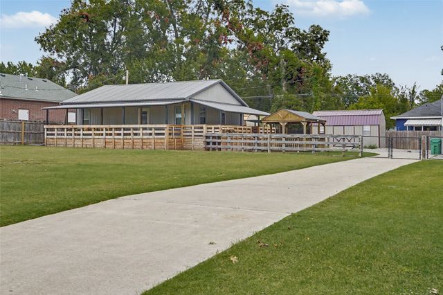 911 S Muskogee Street, Sapulpa, OK 74066