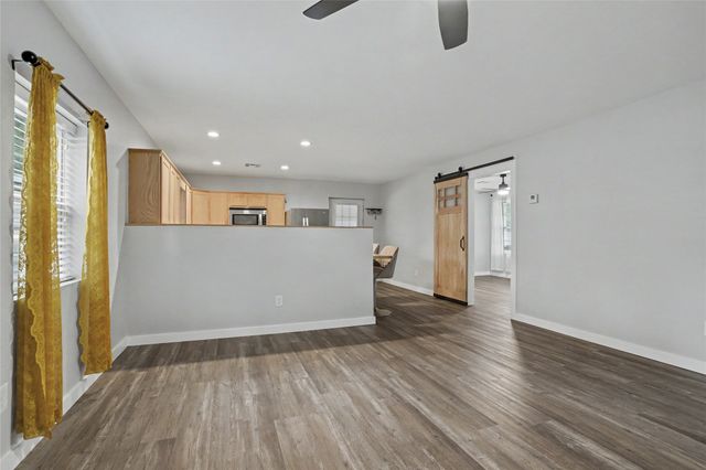 911 S Muskogee Street, Sapulpa, OK 74066