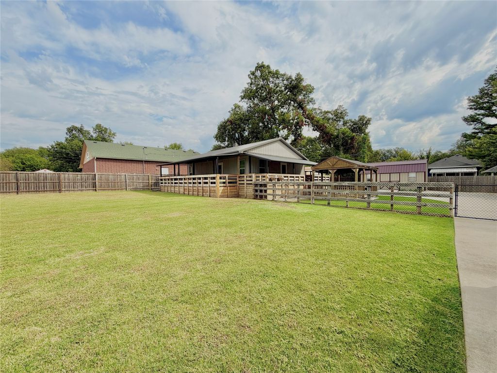 911 S Muskogee Street, Sapulpa, OK 74066