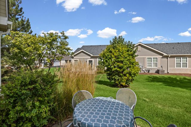 21452 Papoose Lake Drive 21452, Crest Hill, IL 60403