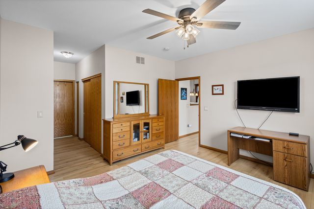 21452 Papoose Lake Drive 21452, Crest Hill, IL 60403