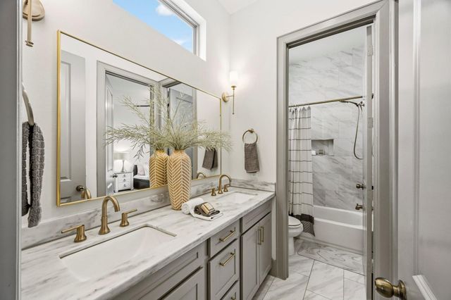 523 W 25th Street, Houston, TX 77008