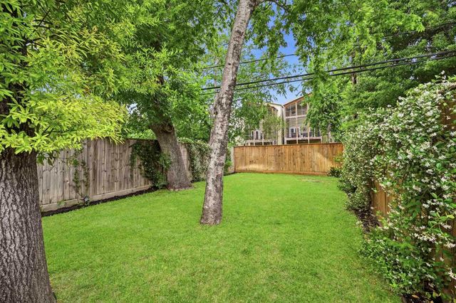 523 W 25th Street, Houston, TX 77008