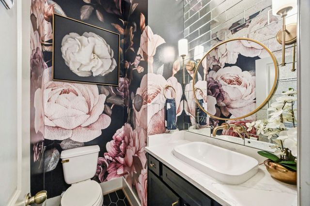 523 W 25th Street, Houston, TX 77008