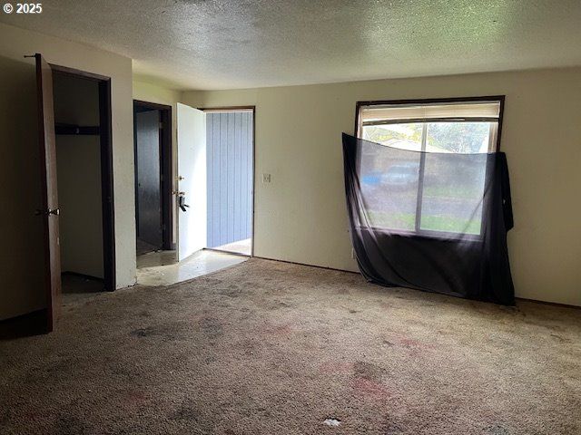 1082 Sw 179TH Ave, Beaverton, OR 97003