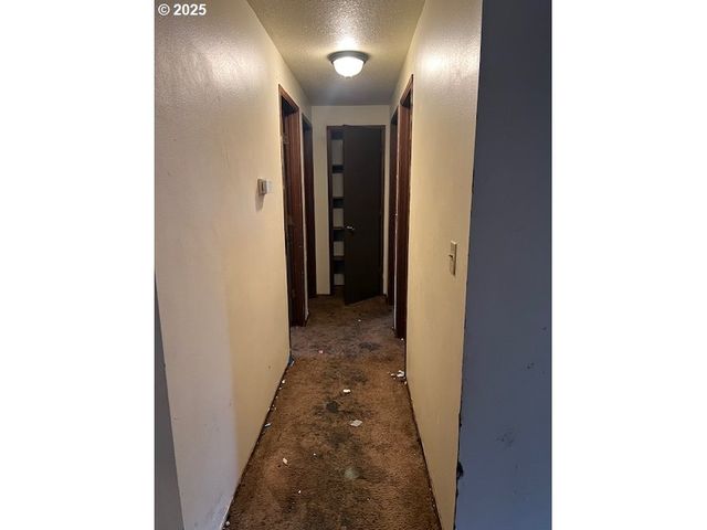 1082 Sw 179TH Ave, Beaverton, OR 97003