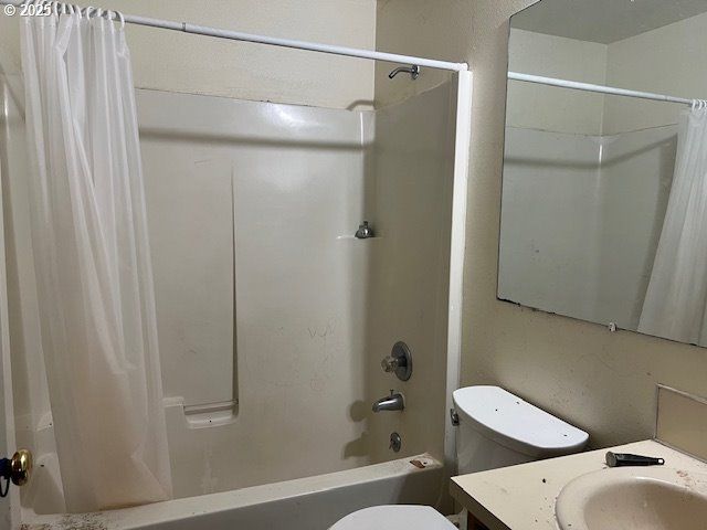 1082 Sw 179TH Ave, Beaverton, OR 97003